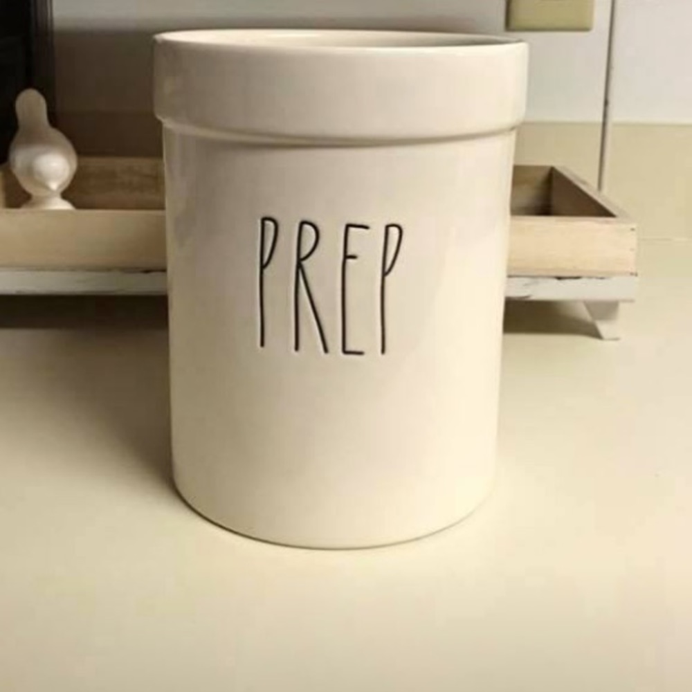 Rae Dunn Utensil holder!